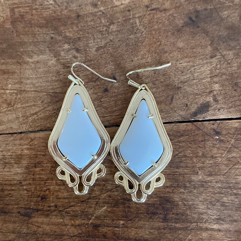 White and gold Kendra Scott earrings. Never been worn. Dust bag included.